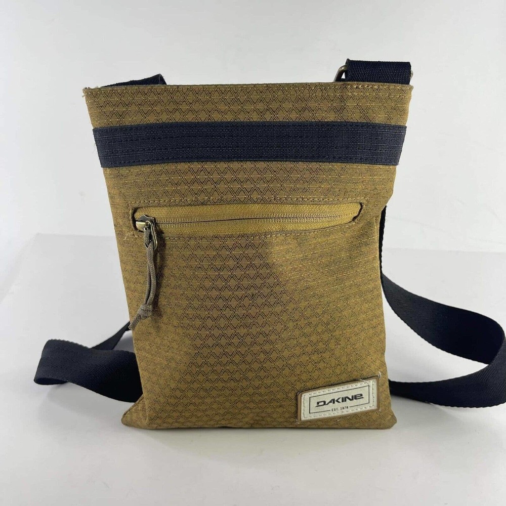 Dakine Women's Jive Crossbody Bag Brown everyday pack bags